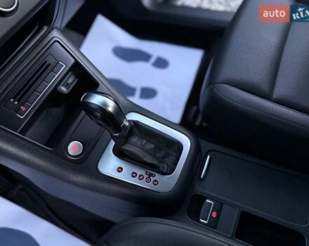 Серый Фольксваген Тигуан, объемом двигателя 2 л и пробегом 135 тыс. км за 11950 $, фото 56 на Automoto.ua