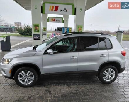 Серый Фольксваген Тигуан, объемом двигателя 1.98 л и пробегом 143 тыс. км за 12950 $, фото 6 на Automoto.ua