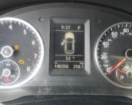 Серый Фольксваген Тигуан, объемом двигателя 2 л и пробегом 227 тыс. км за 9600 $, фото 10 на Automoto.ua