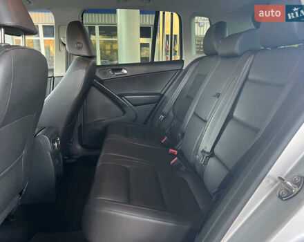 Сірий Фольксваген Тігуан, об'ємом двигуна 1.98 л та пробігом 128 тис. км за 14699 $, фото 9 на Automoto.ua