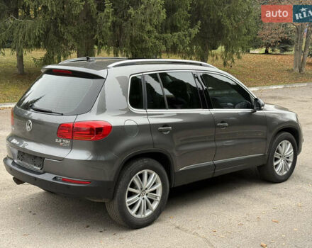 Сірий Фольксваген Тігуан, об'ємом двигуна 1.99 л та пробігом 51 тис. км за 17500 $, фото 24 на Automoto.ua