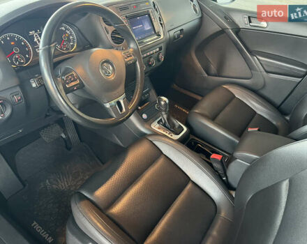 Сірий Фольксваген Тігуан, об'ємом двигуна 1.98 л та пробігом 128 тис. км за 14699 $, фото 5 на Automoto.ua