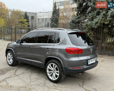 Серый Фольксваген Тигуан, объемом двигателя 2 л и пробегом 163 тыс. км за 15700 $, фото 16 на Automoto.ua