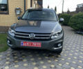 Сірий Фольксваген Тігуан, об'ємом двигуна 2 л та пробігом 205 тис. км за 10800 $, фото 9 на Automoto.ua