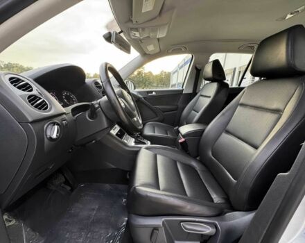 Сірий Фольксваген Тігуан, об'ємом двигуна 2 л та пробігом 70 тис. км за 3000 $, фото 9 на Automoto.ua