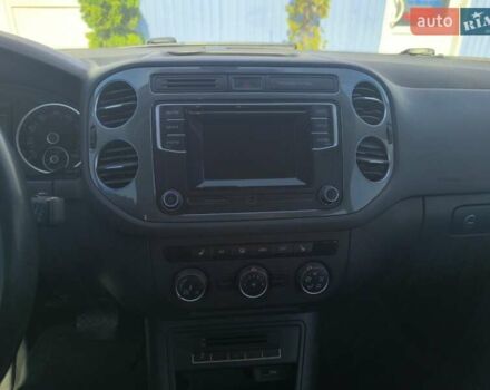 Сірий Фольксваген Тігуан, об'ємом двигуна 1.99 л та пробігом 186 тис. км за 13200 $, фото 18 на Automoto.ua