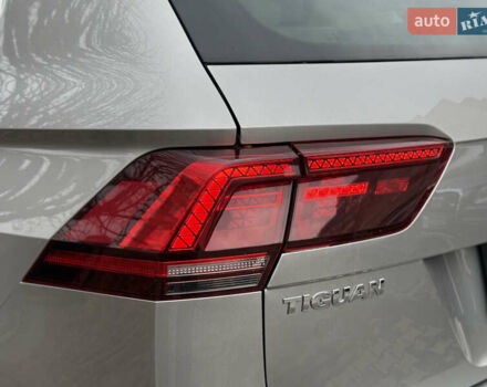 Сірий Фольксваген Тігуан, об'ємом двигуна 1.97 л та пробігом 149 тис. км за 23000 $, фото 19 на Automoto.ua