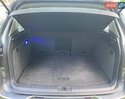 Сірий Фольксваген Тігуан, об'ємом двигуна 2 л та пробігом 133 тис. км за 13499 $, фото 30 на Automoto.ua