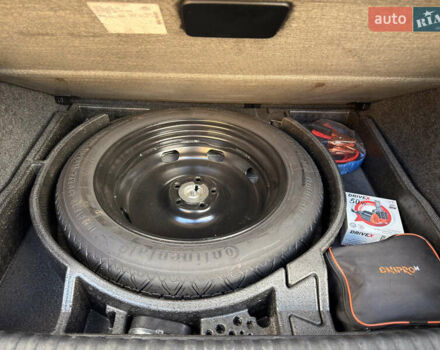 Серый Фольксваген Тигуан, объемом двигателя 1.98 л и пробегом 142 тыс. км за 12800 $, фото 13 на Automoto.ua