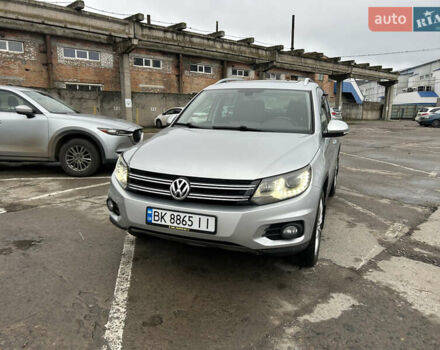 Серый Фольксваген Тигуан, объемом двигателя 1.98 л и пробегом 117 тыс. км за 14500 $, фото 9 на Automoto.ua
