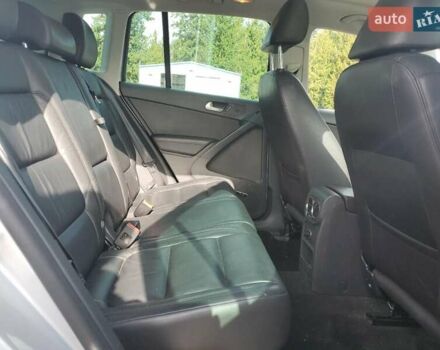 Серый Фольксваген Тигуан, объемом двигателя 1.98 л и пробегом 109 тыс. км за 2100 $, фото 8 на Automoto.ua