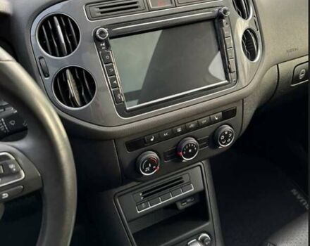 Серый Фольксваген Тигуан, объемом двигателя 1.98 л и пробегом 143 тыс. км за 11500 $, фото 9 на Automoto.ua