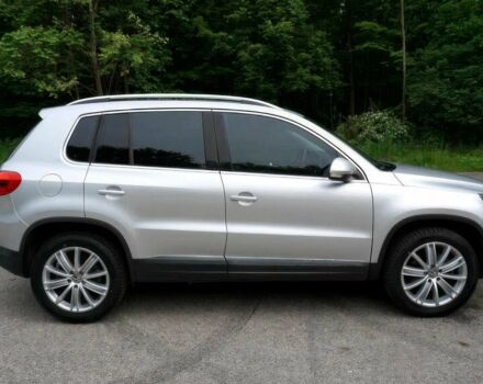 Серый Фольксваген Тигуан, объемом двигателя 2 л и пробегом 77 тыс. км за 4500 $, фото 7 на Automoto.ua