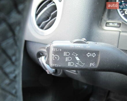 Серый Фольксваген Тигуан, объемом двигателя 2 л и пробегом 186 тыс. км за 14900 $, фото 76 на Automoto.ua