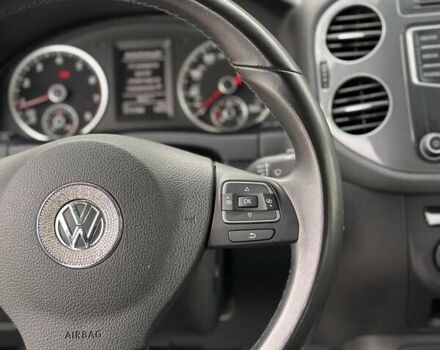 Сірий Фольксваген Тігуан, об'ємом двигуна 1.98 л та пробігом 171 тис. км за 15999 $, фото 19 на Automoto.ua