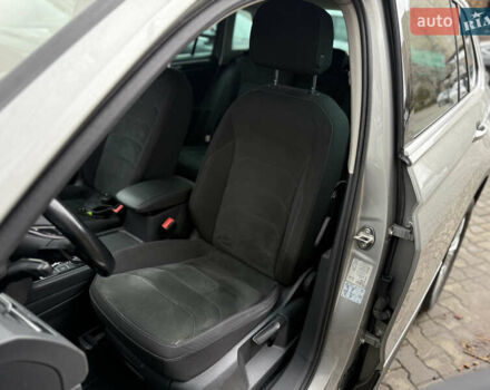 Сірий Фольксваген Тігуан, об'ємом двигуна 1.97 л та пробігом 149 тис. км за 23000 $, фото 27 на Automoto.ua