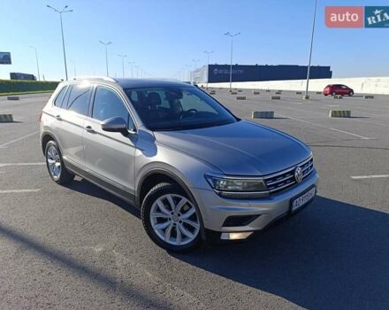 Сірий Фольксваген Тігуан, об'ємом двигуна 1.98 л та пробігом 298 тис. км за 23800 $, фото 3 на Automoto.ua
