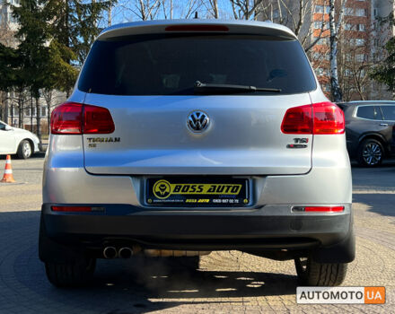 Сірий Фольксваген Тігуан, об'ємом двигуна 2 л та пробігом 137 тис. км за 16700 $, фото 5 на Automoto.ua