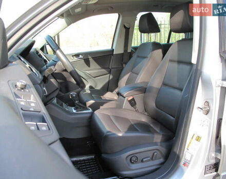 Серый Фольксваген Тигуан, объемом двигателя 2 л и пробегом 186 тыс. км за 14900 $, фото 23 на Automoto.ua