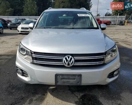 Серый Фольксваген Тигуан, объемом двигателя 1.98 л и пробегом 109 тыс. км за 2100 $, фото 2 на Automoto.ua