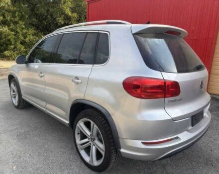 Серый Фольксваген Тигуан, объемом двигателя 2 л и пробегом 110 тыс. км за 7000 $, фото 6 на Automoto.ua