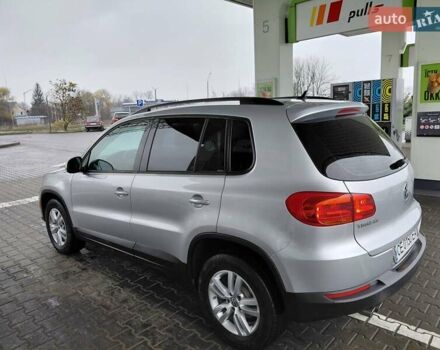 Серый Фольксваген Тигуан, объемом двигателя 1.98 л и пробегом 143 тыс. км за 12950 $, фото 5 на Automoto.ua