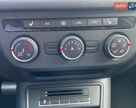 Сірий Фольксваген Тігуан, об'ємом двигуна 2 л та пробігом 133 тис. км за 13499 $, фото 12 на Automoto.ua