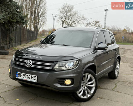 Серый Фольксваген Тигуан, объемом двигателя 2 л и пробегом 163 тыс. км за 15700 $, фото 1 на Automoto.ua