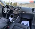 Серый Фольксваген Тигуан, объемом двигателя 2 л и пробегом 135 тыс. км за 11950 $, фото 81 на Automoto.ua