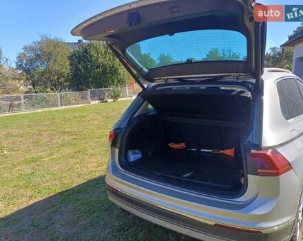 Серый Фольксваген Тигуан, объемом двигателя 1.98 л и пробегом 231 тыс. км за 23000 $, фото 7 на Automoto.ua