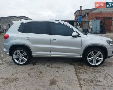 Серый Фольксваген Тигуан, объемом двигателя 1.98 л и пробегом 132 тыс. км за 12900 $, фото 2 на Automoto.ua