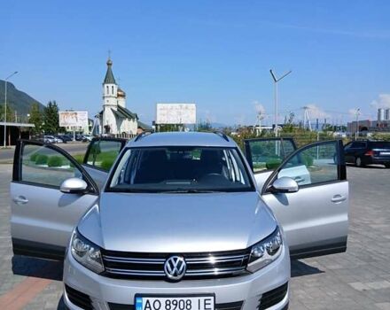 Сірий Фольксваген Тігуан, об'ємом двигуна 1.98 л та пробігом 235 тис. км за 12800 $, фото 2 на Automoto.ua