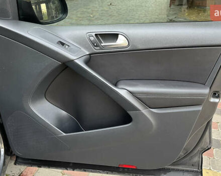 Сірий Фольксваген Тігуан, об'ємом двигуна 1.98 л та пробігом 234 тис. км за 9999 $, фото 11 на Automoto.ua