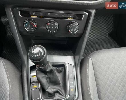 Серый Фольксваген Тигуан, объемом двигателя 1.98 л и пробегом 170 тыс. км за 18999 $, фото 25 на Automoto.ua