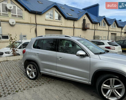 Сірий Фольксваген Тігуан, об'ємом двигуна 2 л та пробігом 175 тис. км за 12750 $, фото 33 на Automoto.ua