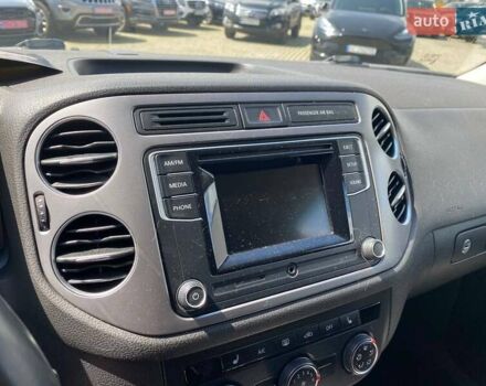 Серый Фольксваген Тигуан, объемом двигателя 1.98 л и пробегом 99 тыс. км за 12300 $, фото 13 на Automoto.ua