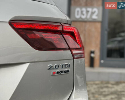 Сірий Фольксваген Тігуан, об'ємом двигуна 1.97 л та пробігом 149 тис. км за 23000 $, фото 21 на Automoto.ua