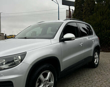 Серый Фольксваген Тигуан, объемом двигателя 1.98 л и пробегом 156 тыс. км за 12999 $, фото 2 на Automoto.ua