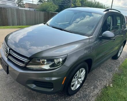 Серый Фольксваген Тигуан, объемом двигателя 2 л и пробегом 74 тыс. км за 7900 $, фото 2 на Automoto.ua