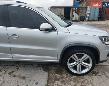 Серый Фольксваген Тигуан, объемом двигателя 1.98 л и пробегом 132 тыс. км за 12900 $, фото 5 на Automoto.ua