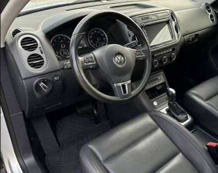 Серый Фольксваген Тигуан, объемом двигателя 1.98 л и пробегом 143 тыс. км за 11500 $, фото 8 на Automoto.ua