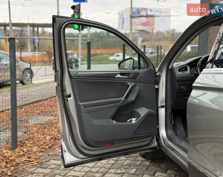 Сірий Фольксваген Тігуан, об'ємом двигуна 1.97 л та пробігом 149 тис. км за 24000 $, фото 19 на Automoto.ua