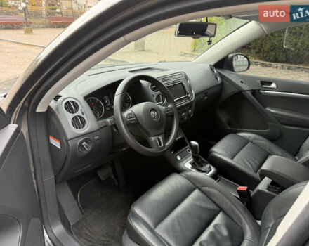 Сірий Фольксваген Тігуан, об'ємом двигуна 1.99 л та пробігом 51 тис. км за 17500 $, фото 10 на Automoto.ua