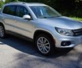 Сірий Фольксваген Тігуан, об'ємом двигуна 2 л та пробігом 77 тис. км за 7000 $, фото 2 на Automoto.ua