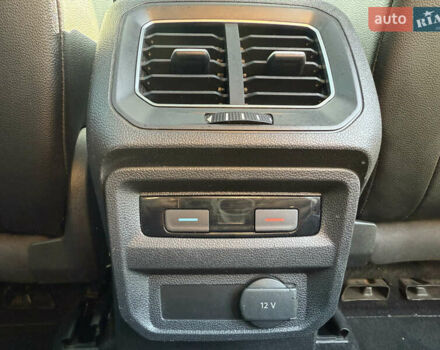 Серый Фольксваген Тигуан, объемом двигателя 1.98 л и пробегом 232 тыс. км за 26500 $, фото 27 на Automoto.ua