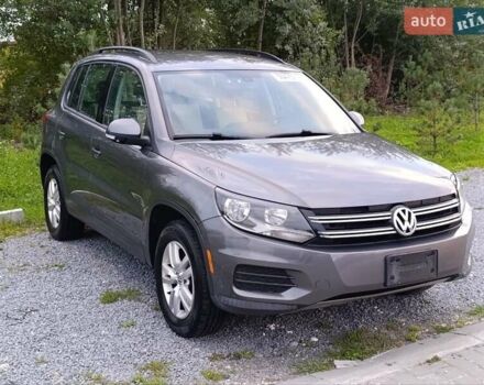 Сірий Фольксваген Тігуан, об'ємом двигуна 2 л та пробігом 205 тис. км за 12200 $, фото 4 на Automoto.ua