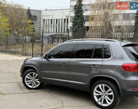 Серый Фольксваген Тигуан, объемом двигателя 2 л и пробегом 163 тыс. км за 15700 $, фото 31 на Automoto.ua