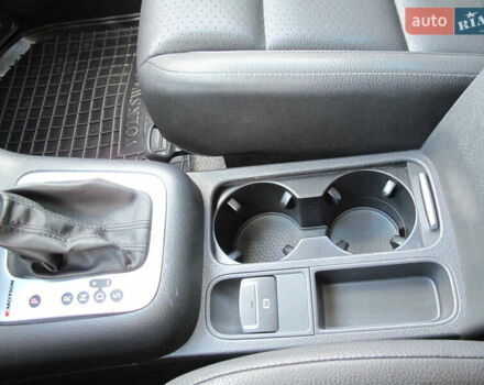 Серый Фольксваген Тигуан, объемом двигателя 2 л и пробегом 186 тыс. км за 14900 $, фото 90 на Automoto.ua