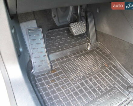 Серый Фольксваген Тигуан, объемом двигателя 2 л и пробегом 186 тыс. км за 14900 $, фото 35 на Automoto.ua