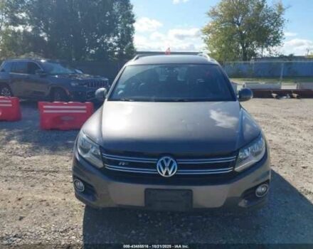 Серый Фольксваген Тигуан, объемом двигателя 2 л и пробегом 67 тыс. км за 2000 $, фото 11 на Automoto.ua